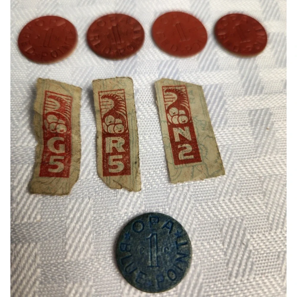 1 Blue & 4 Red Point OPA Tokens + 3 Paper  1942-1945 WW2 US‎ Food Ration Tokens